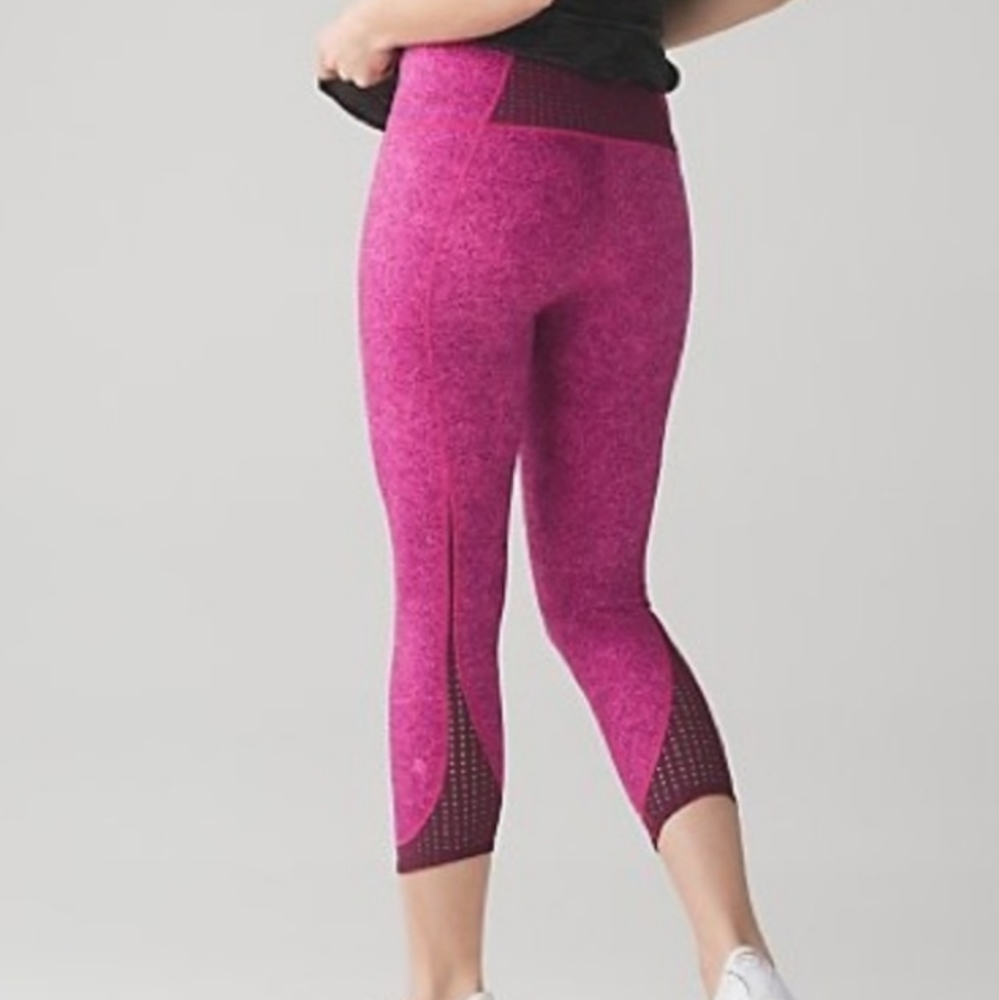 Lululemon High Rise Transcend Crop